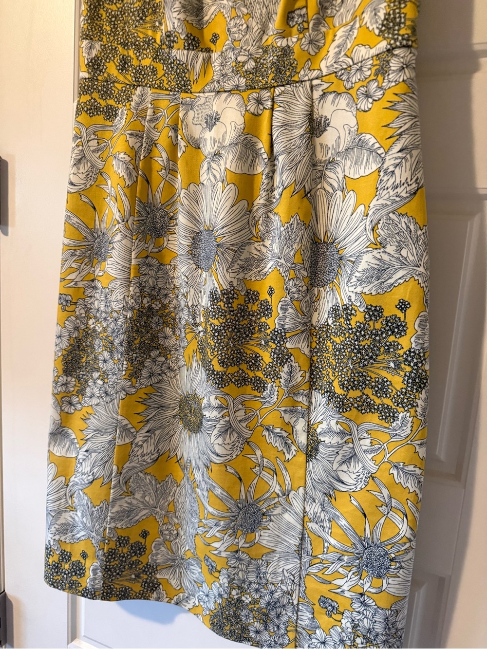 Liberty of London Yellow Floral Fit & Flare Dress Size 2 UK 4 - Picture 4 of 6